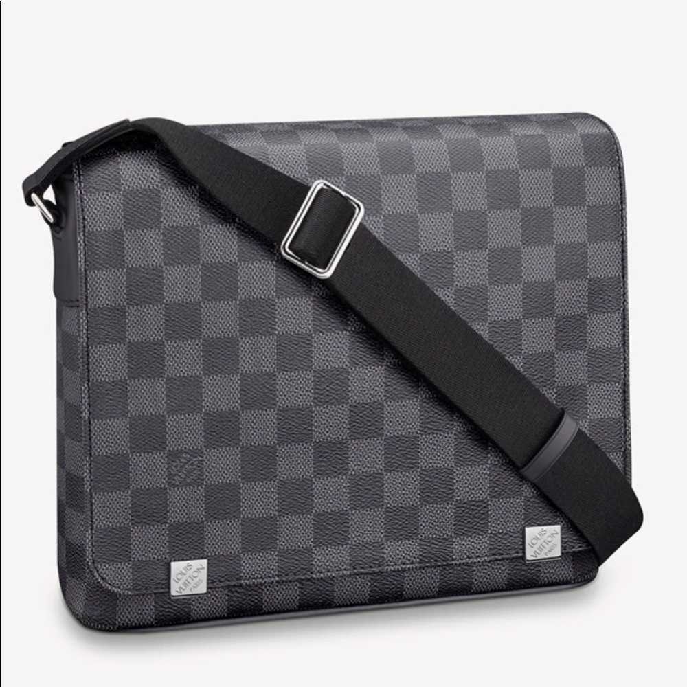 Louis Vuitton Messenger bag DISTRICT PM